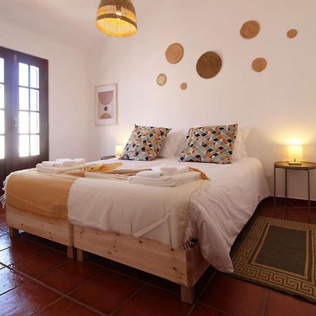 Casa Do Altinho Villa วิลานอวา ดิ มิลฟงติส ภายนอก รูปภาพ